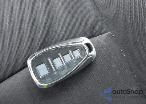 2018 Chevrolet Malibu 1Ls из США, поврежденный, VIN 1G1ZB5ST3JF209262